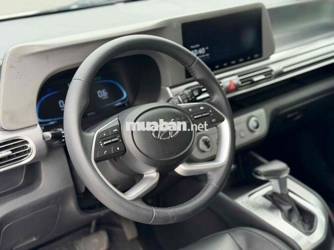 Hyundai Stargazer 2022 1.5 Đặc Biệt bao zin .chêch