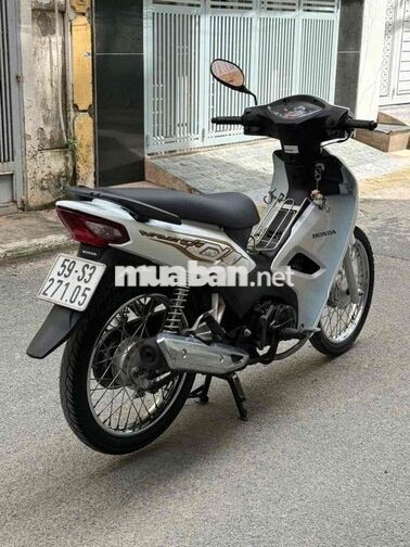 🔥Wave A 2020 110cc màu trắng xe đẹp chính chủ🔥