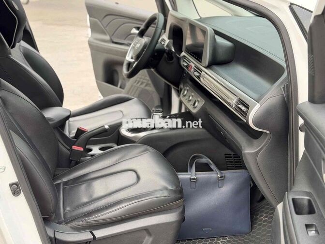 Hyundai Stargazer 2022 1.5 Đặc Biệt bao zin .chêch