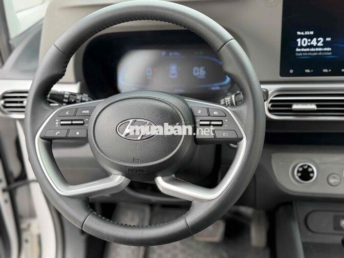 Hyundai Stargazer 2022 1.5 Đặc Biệt bao zin .chêch
