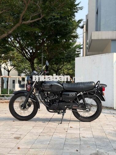 Kawasaki W175 2025 Black Style 10.000 km Đen