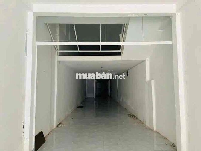 Nhà Mặt Tiền Lý Thường Kiệt Quận 10 - 100 m² Ngang 4M 4 Tầng - 50 Tr