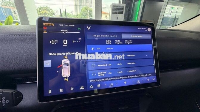VINFAST VF 8 ECO 2023 MÀU ĐEN – PIN CATL