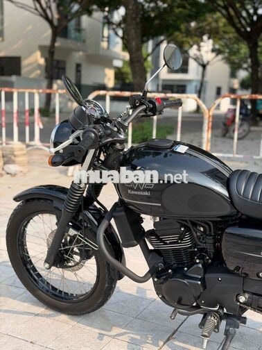 Kawasaki W175 2025 Black Style 10.000 km Đen