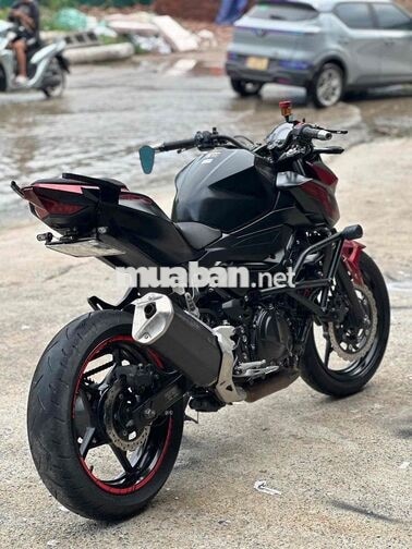 Kawasaki Z400 2023 8.000 km Đen đỏ