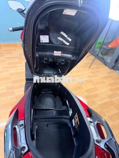 Honda Forza 300 2021 màu đỏ