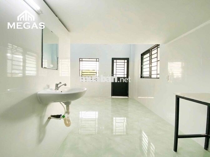 Khai trương duplex rộng, gác cao cửa sổ thoáng gần HUT,UTE, NTThủ Đức