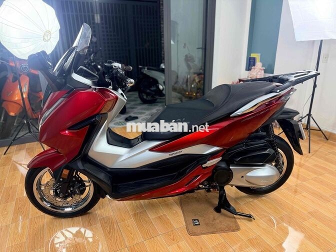 Honda Forza 300 2021 màu đỏ