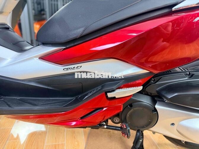 Honda Forza 300 2021 màu đỏ