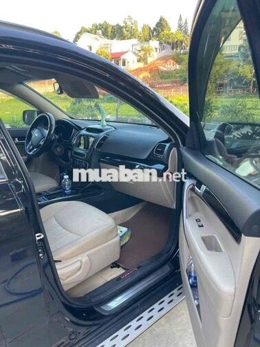 KIA Sorento 7 chỗ Xăng Tự động 59.691 km Đen