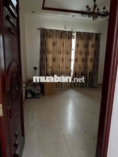 🔥 Villa sân vườn giữa Quận 10, 6 phòng ngủ, giá chỉ 59TR! Hàng hiếm!