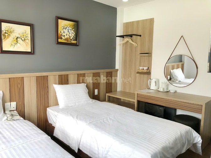 Cho thuê nguyên căn khách sạn 13 phòng trung tâm Đà Lạt, gần chợ