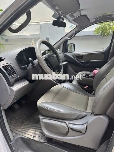 Hyundai Starex 2013 Bán tải 172.000 km Bạc