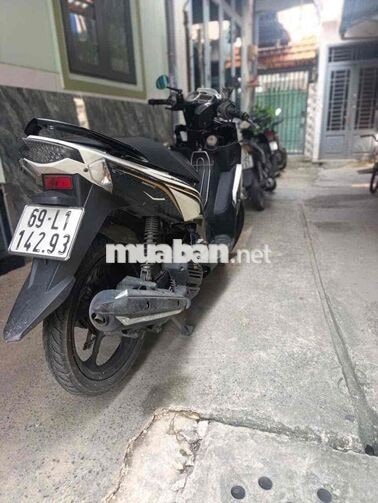 Yamaha Nouvo 2012 Trắng đen