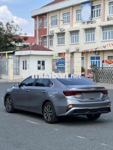 Kia K3 2024 2.0Premium odo 9.000km