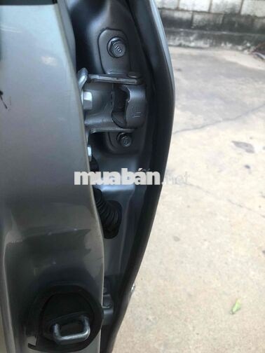 Ford Laser 2004 1.8 Số tự động Bạc