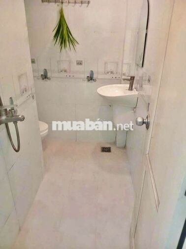 Cho thuê nguyên căn rộng rãi, 3pn( p trệt)2wc, Nguyễn Oanh p17 Gò vấp