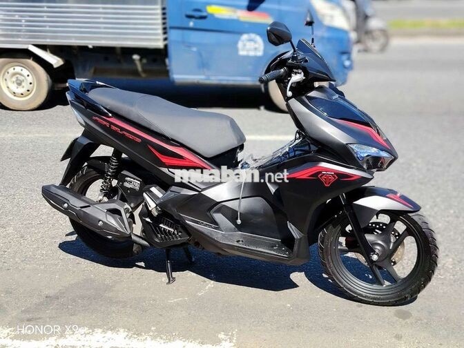 HONDA AIR BLADE 2017 ĐEN NHÁM