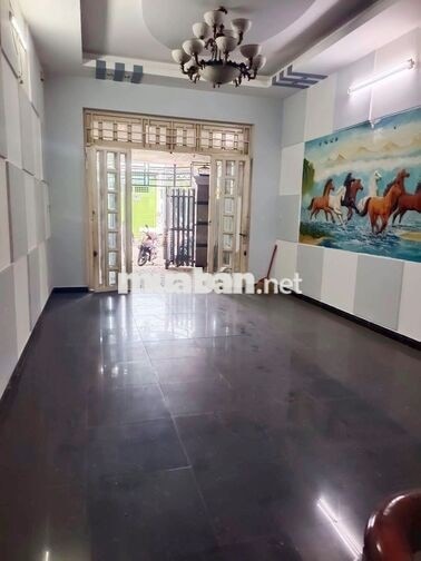 Nhà cho thuê mặt đường nhựa lớn huỳnh thị hai p. tân chánh hiệp q12 