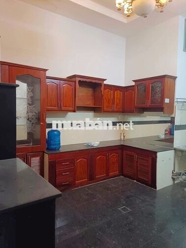 Nhà cho thuê mặt đường nhựa lớn huỳnh thị hai p. tân chánh hiệp q12 