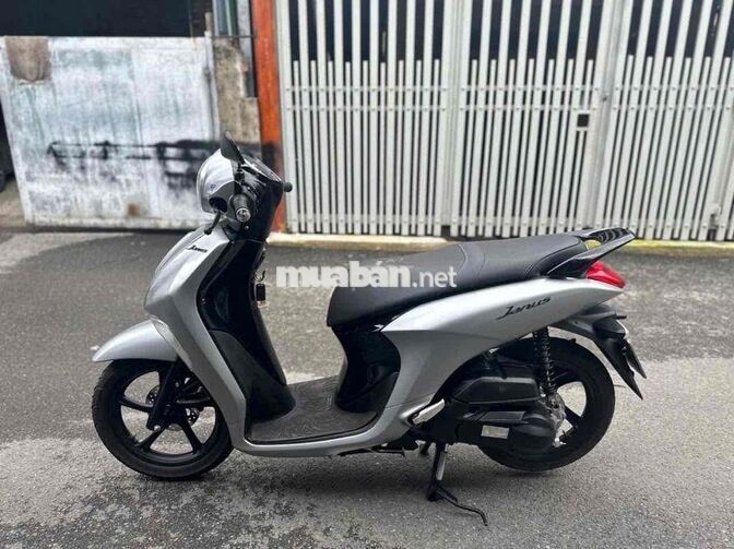 Yamaha Janus 2021 màu Bạc xe đẹp mới