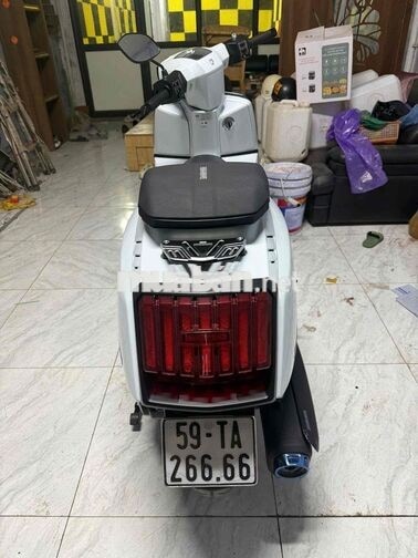 Lambretta X125 2025 màu Trắng
