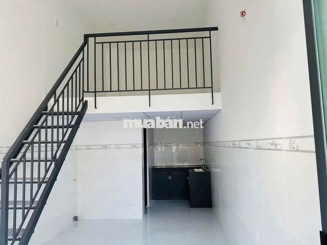 2tỷ4 Bán nhà trọ 12 phòng đường Tân Xuân, gần Bv Hóc Môn (71m2) SHR