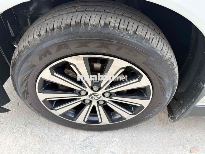Toyota Veloz 2022 1.5 Tự động 8v6km Trắng