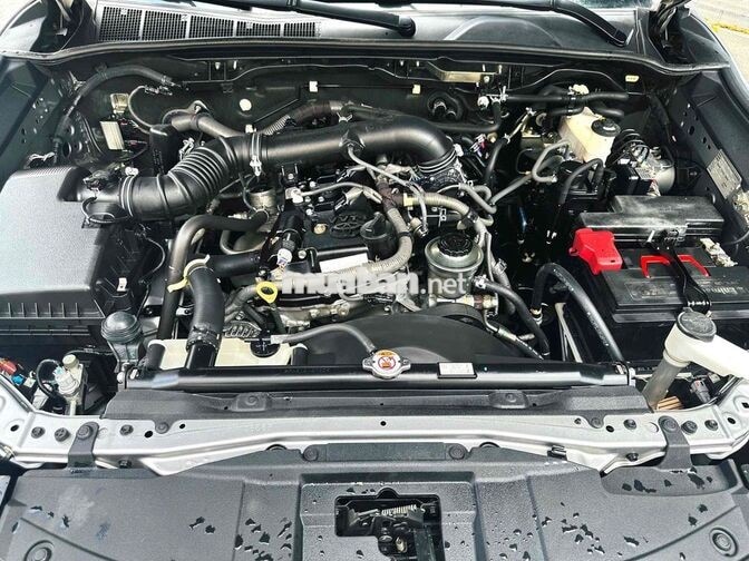 Toyota Fortuner 2018 AT 9 vạn Xám