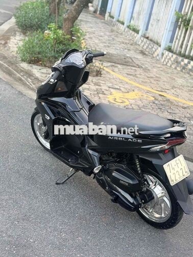 Honda Air Blade 2019 khoá ga mâm crom đen bóng