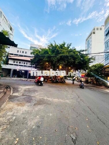 CHO THUÊ MB MT HẺM DT 12*13m TRỆT 2 LẦU TRỐNG SUỐT