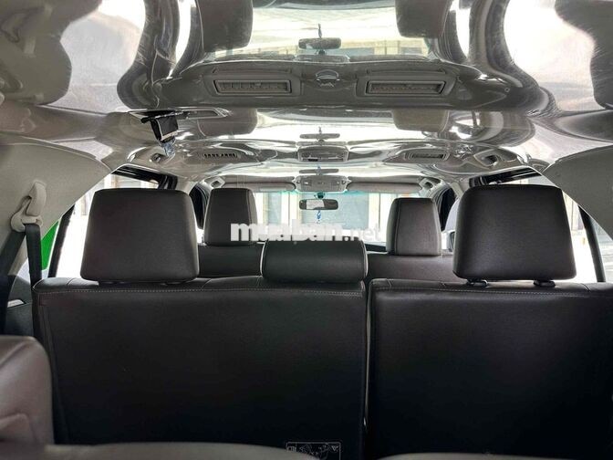 Toyota Fortuner 2018 AT 9 vạn Xám