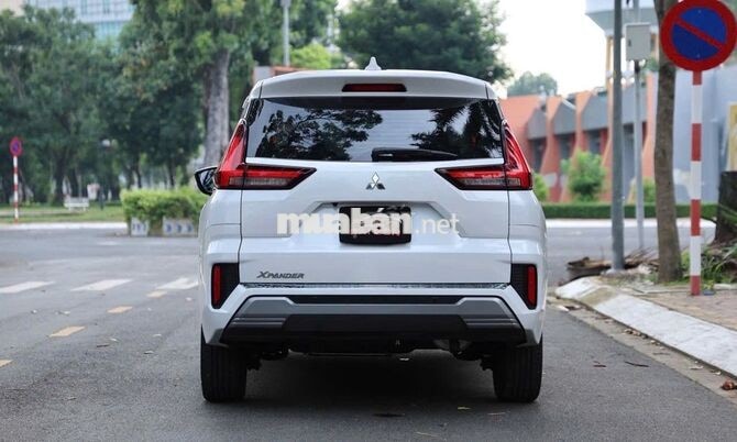 Mitsubishi Xpander 2023 Premium Trắng