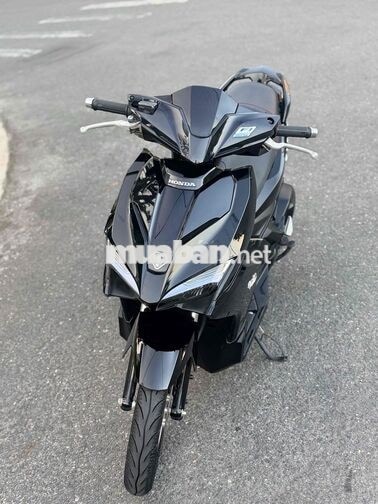 Honda Air Blade 2019 khoá ga mâm crom đen bóng