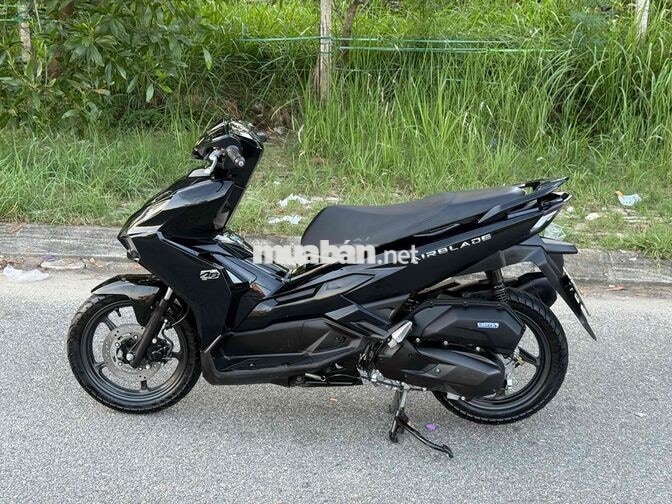 Honda Air Blade 2025 125cc 3000 km Đen