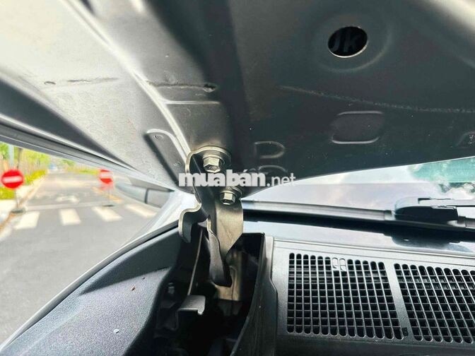Toyota Fortuner 2018 AT 9 vạn Xám