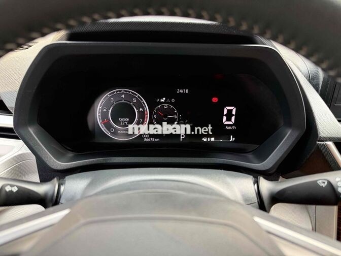 Toyota Veloz 2022 1.5 Tự động 8v6km Trắng