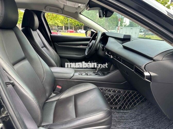 Mazda 3 2022 Luxury 1.5 AT Đen
