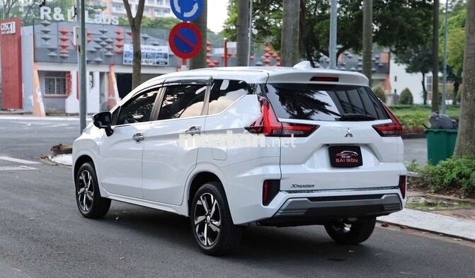 Mitsubishi Xpander 2023 Premium Trắng