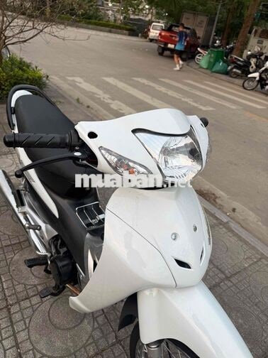 Honda Wave Alpha 100cc màu trắng