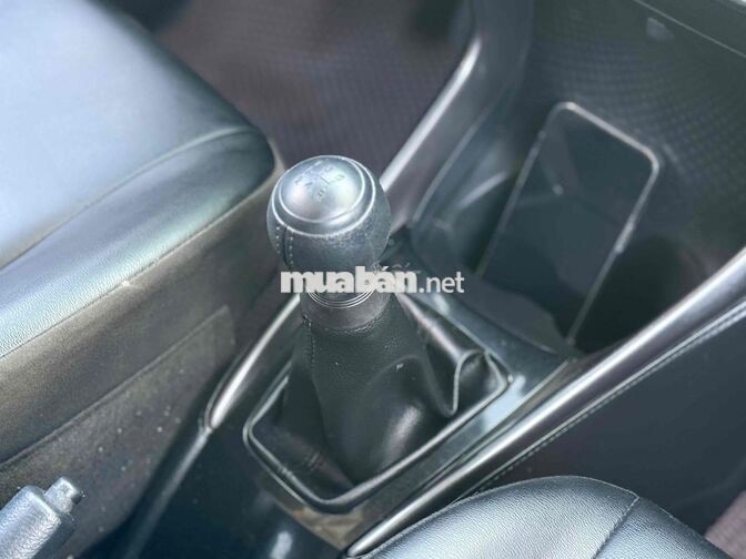 Toyota Vios 2023 1.5E MT 8.2v km Trắng