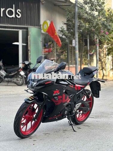 Suzuki GSX 150R 2020 màu đen đỏ