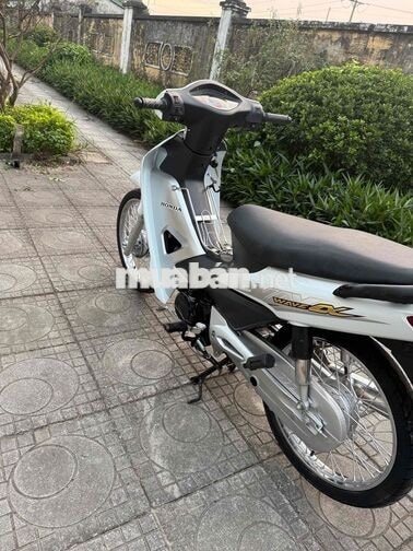 Honda Wave Alpha 100cc màu trắng