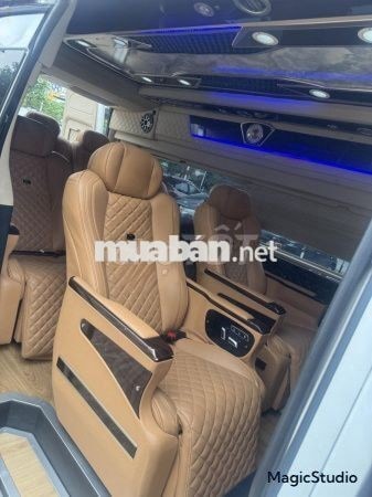 Xe Ford Transit Limousine 2019 - 425 Triệu