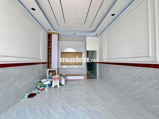 cần bán gấp căn nhà vị trí đẹp