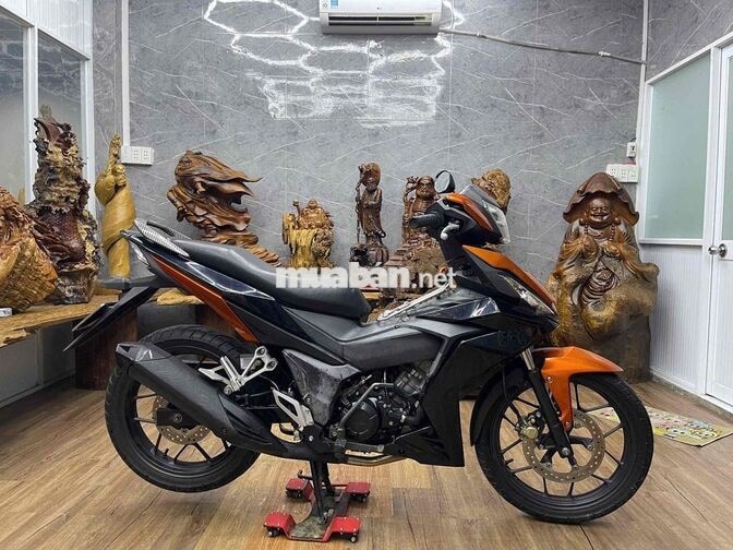 HONDA WINNER V1 2018 dàn áo đẹp, máy êm ru