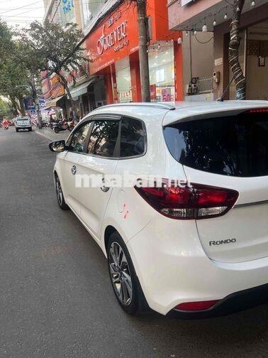 KIA Rondo 2018 Số tự động màu Trắng