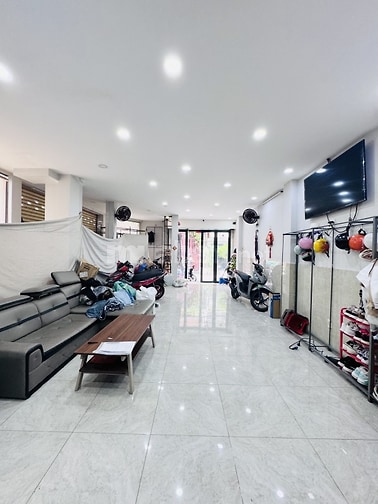 Ngang 6m, Hẻm xe tải Khu Cư Xá Lữ Gia, nhà 5 tầng, giá chỉ 12,8 tỷ TL.
