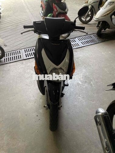 Honda Click màu Đen