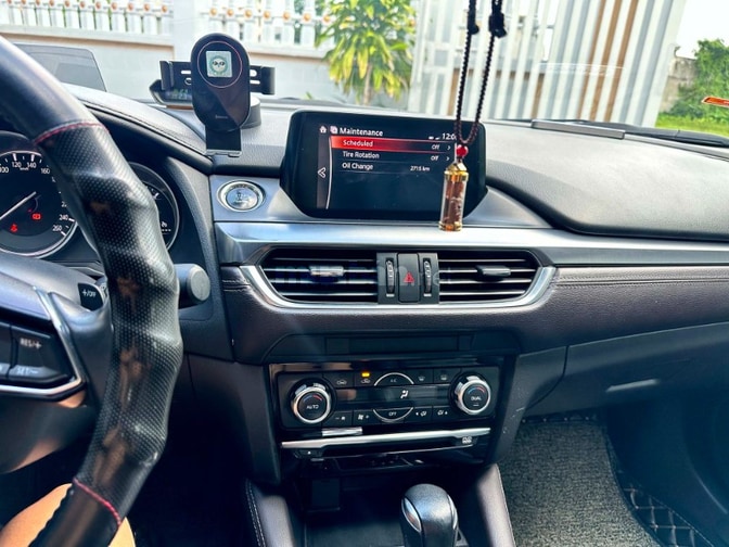 BÁN MAZDA 6 2.0 PREMIUM 2020 FACELIFT - XE NHÀ 1 CHỦ TỪ ĐẦU